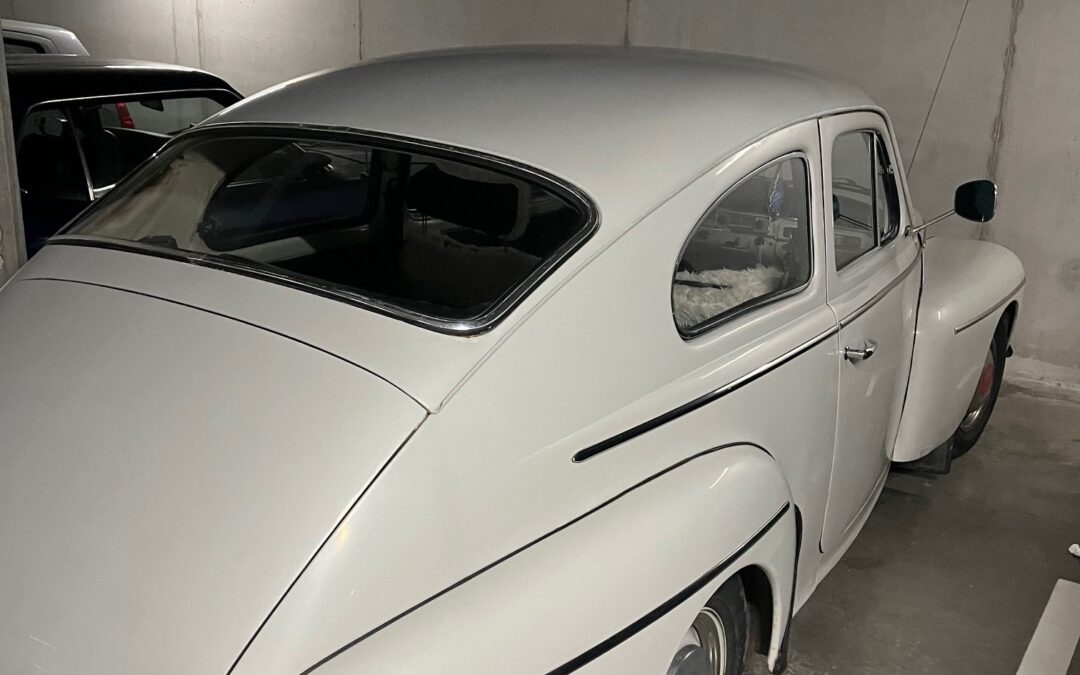 CDA Wijchen: Leg stallen auto’s in centrum aan banden